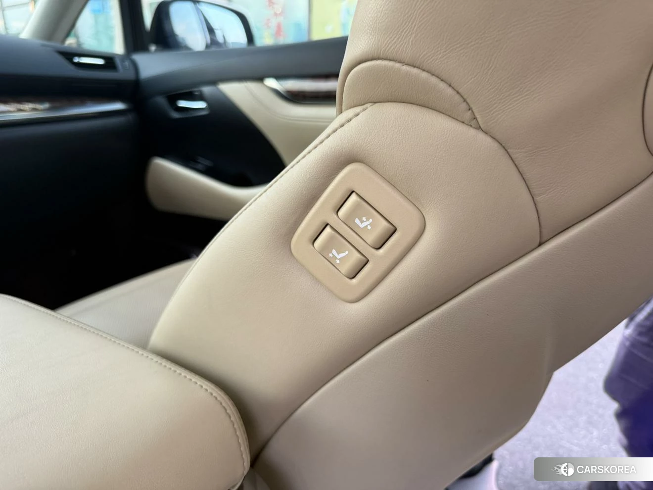 Toyota Elfa id 4455621 из Китая 10