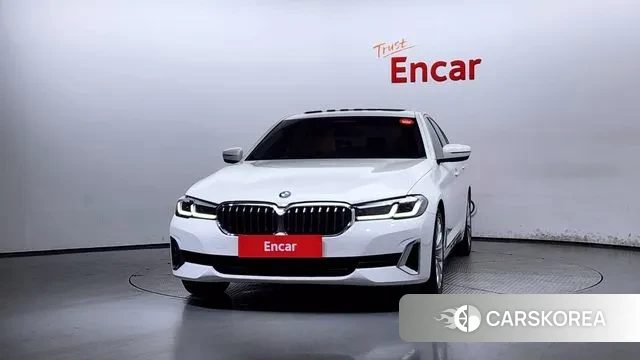 BMW 5 Series (G30) id 3095093 из Кореи 13