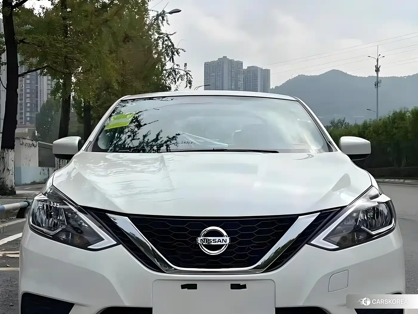 Nissan Xuan Yi 2026 Белый из Китая, фото 3