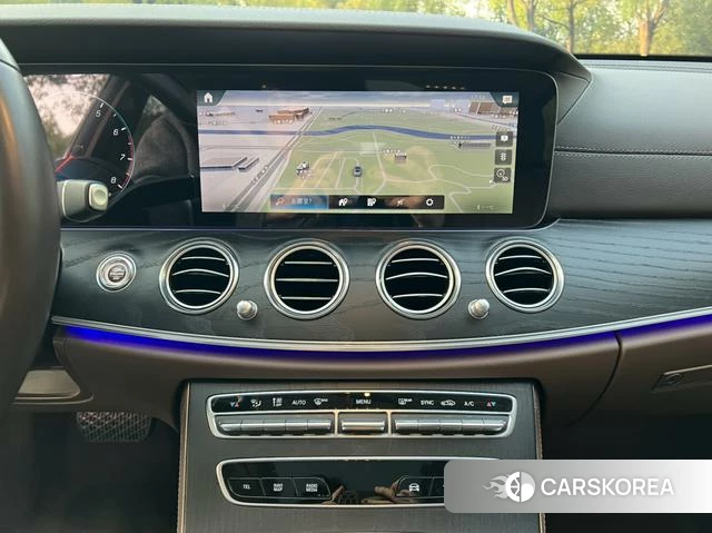 Mercedes-Benz E-class id 4212885 из Китая 10