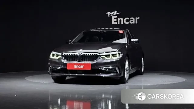 BMW 5 Series (G30) id 3514829 из Кореи 13