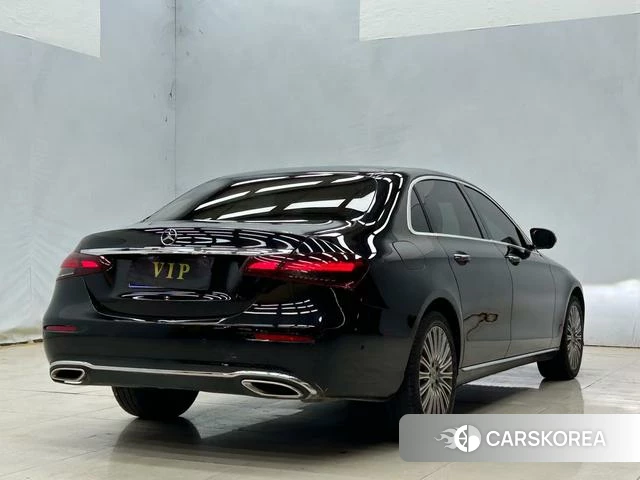 Mercedes-Benz E-class 2021 Черный из Китая, фото 3
