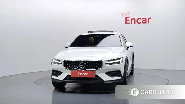 Volvo V60 Cross-Country 2nd Generation id 3507441 из Кореи 13