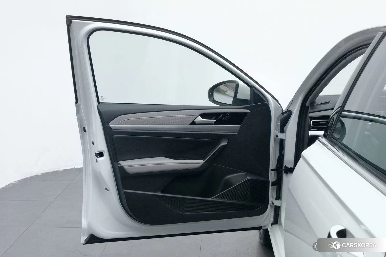 Volkswagen Lavida id 4467568 из Китая 17