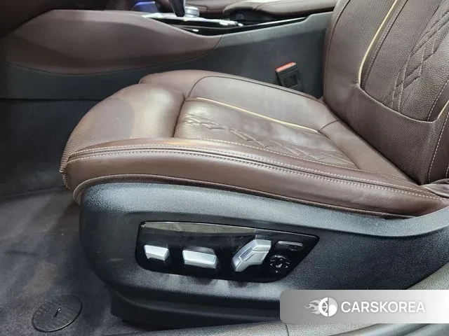 BMW 5 Series (G30) id 3586764 из Кореи 13