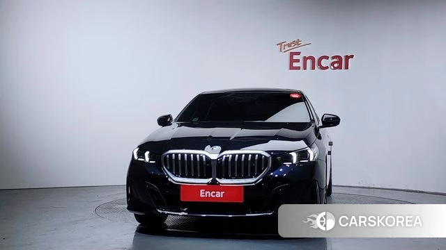 BMW 5 Series (G60) id 4375436 из Кореи 23