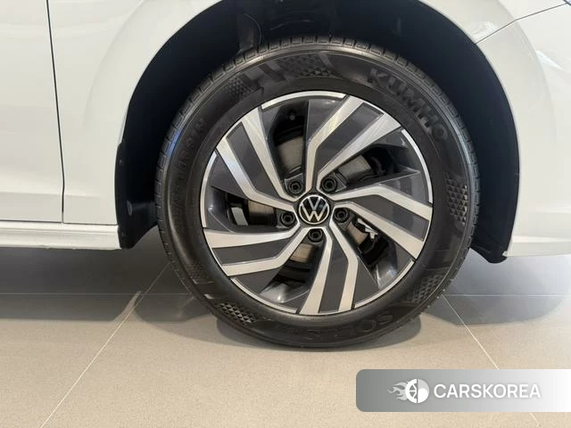 Volkswagen Bora id 4342096 из Китая 10