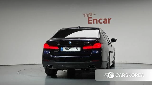 BMW 5 Series (G30) id 4893569 из Кореи 23
