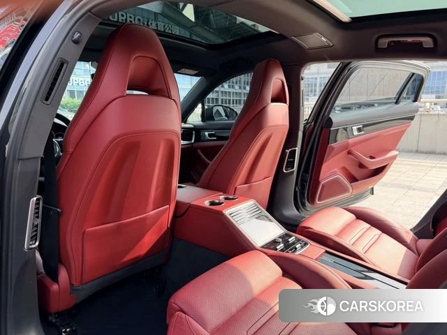 Porsche Panamera id 3920854 из Китая 9