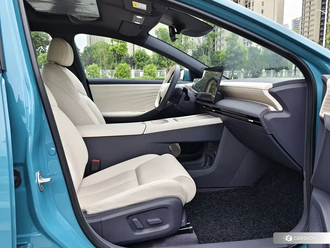 Nissan N6 id 4538965 из Китая 11