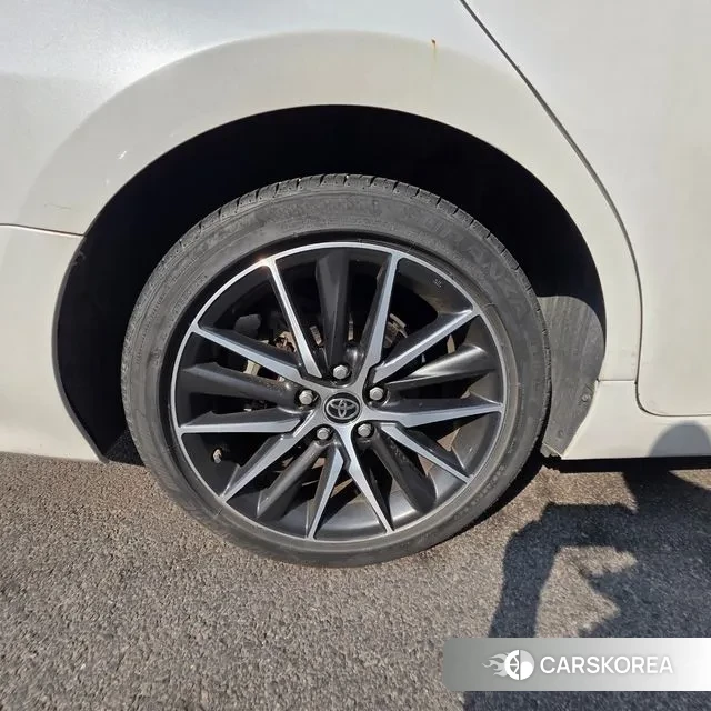 Toyota Camry (XV70) 2022 Белый из Кореи, фото 3