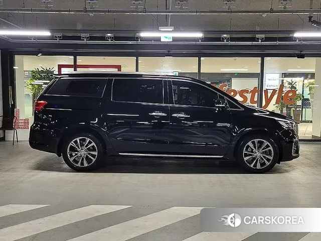 Kia The New Carnival id 3705930 из Кореи 13