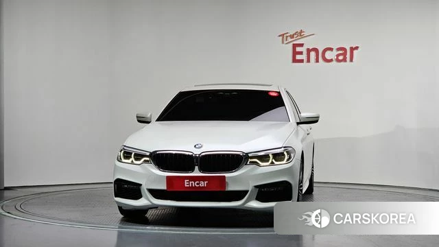 BMW 5 Series (G30) id 4458681 из Кореи 13