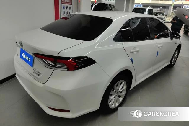 Toyota Corolla id 4261774 из Китая 8