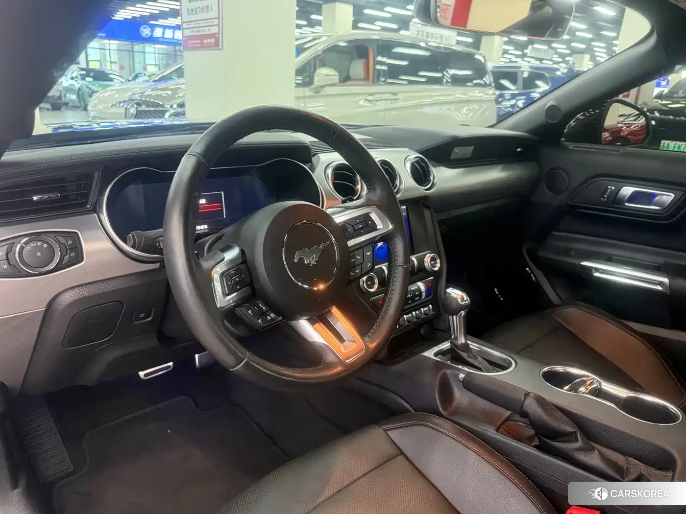 Ford Mustang 2023 Черный из Китая, фото 6