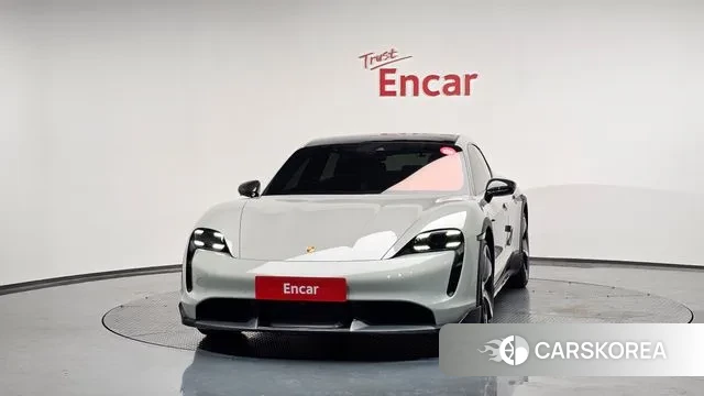 Porsche Taycan id 2900077 из Кореи 13