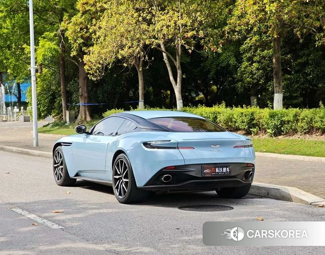 Aston Martin DB11 id 4238624 из Китая 18
