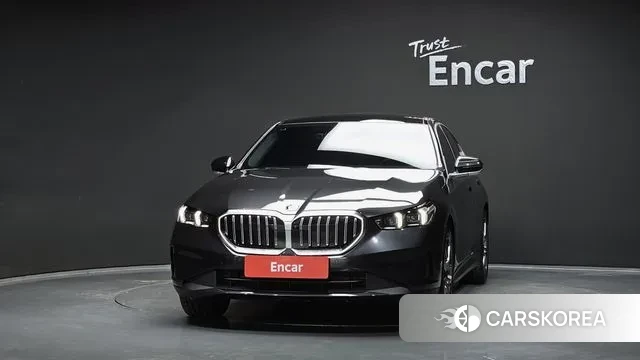 BMW 5 Series (G60) id 3377286 из Кореи 13