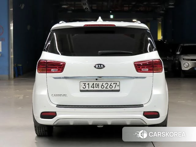 Kia The New Carnival id 4776184 из Кореи 13