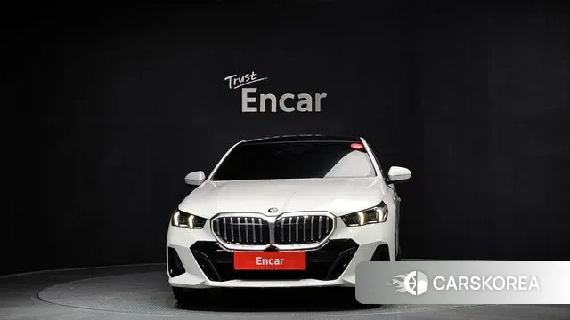 BMW 5 Series (G60) id 3405160 из Кореи 13