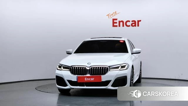 BMW 5 Series (G30) id 4428152 из Кореи 23