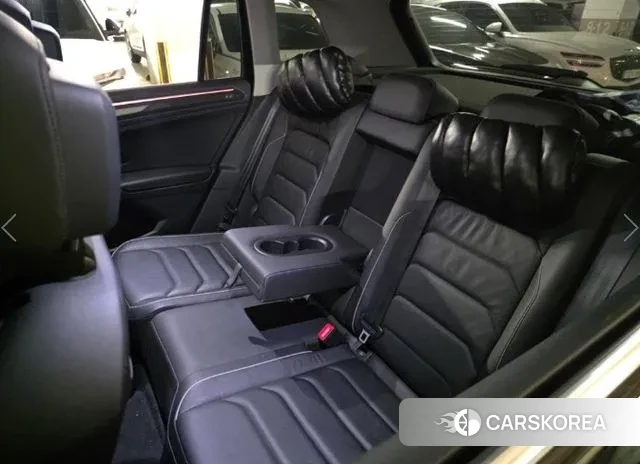 Volkswagen Tiguan second Generation 2021 Черный из Кореи, фото 5