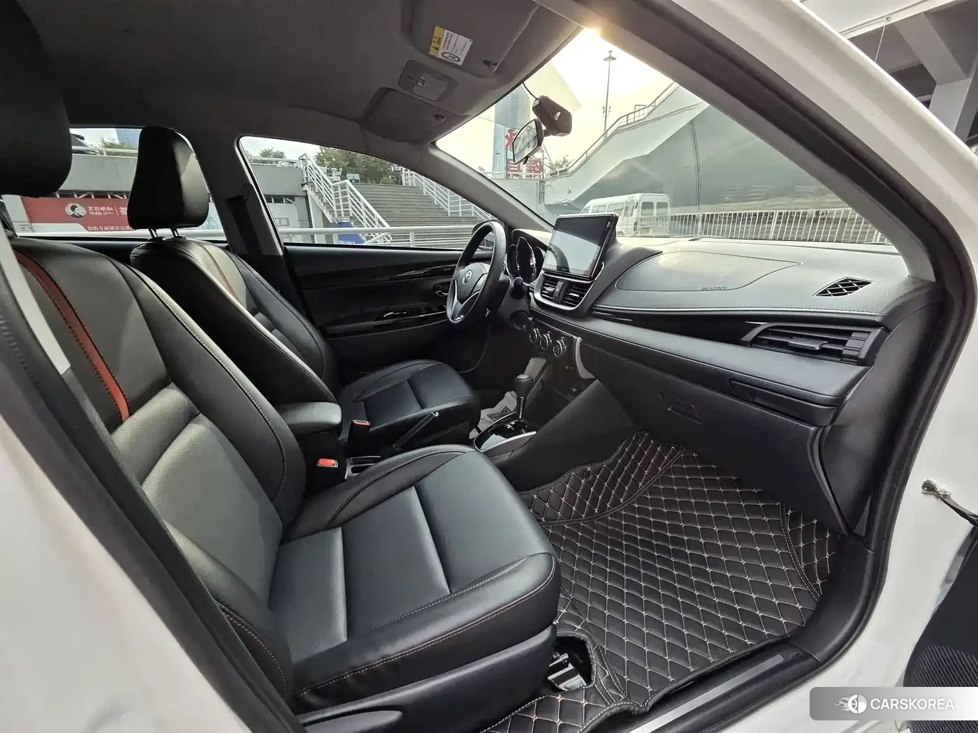 Toyota Yaris L id 4679578 из Китая 10