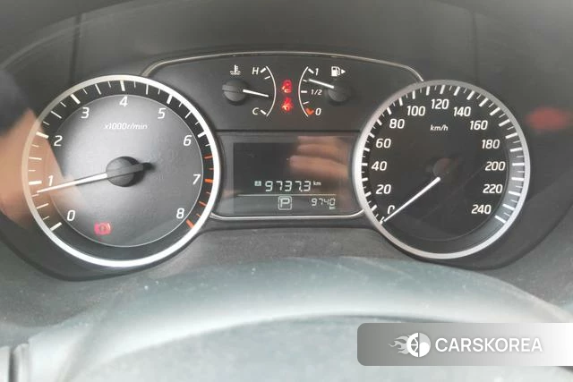 Nissan Xuan Yi id 4258017 из Китая 10