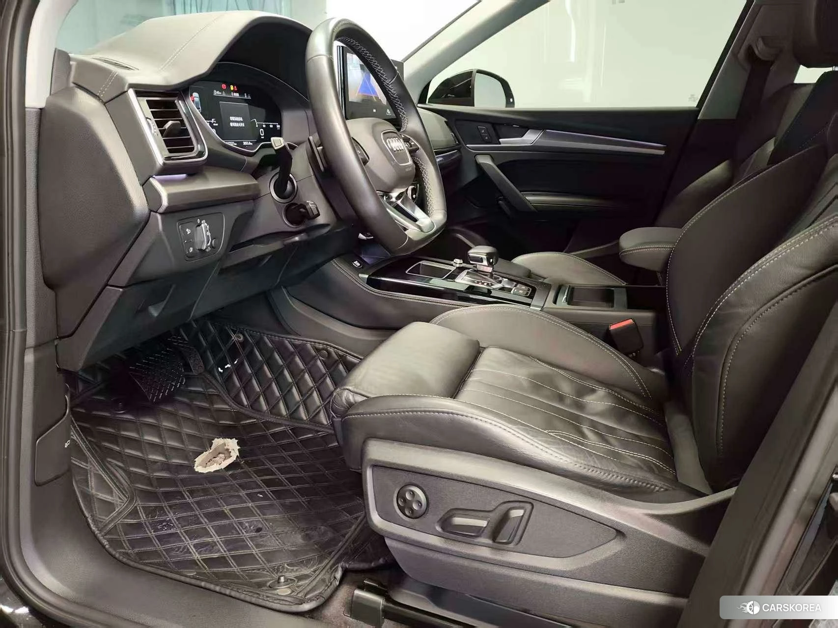 Audi Q5L id 4452981 из Китая 9