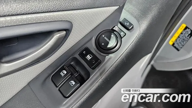 Hyundai The New Grand Starex id 2732910 из Кореи 13