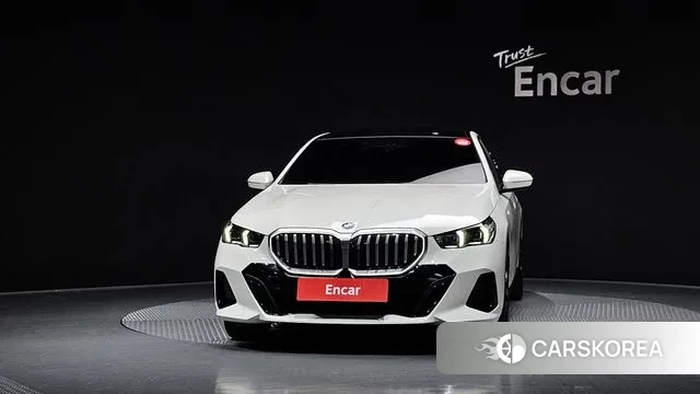 BMW 5 Series (G60) id 3502480 из Кореи 13