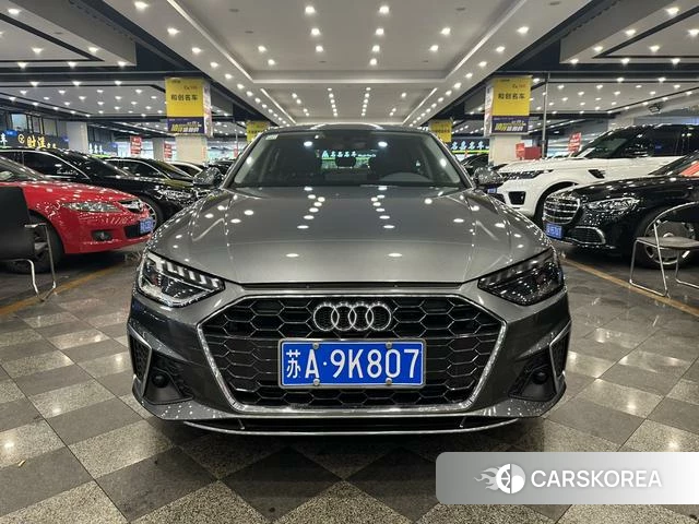 Audi A4L 2021 Темно-серый из Китая, фото 4