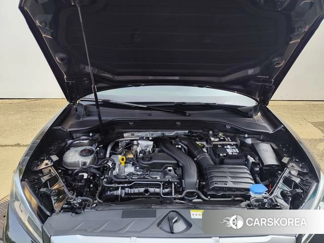 Audi Q2L 2024 Черный из Китая, фото 4