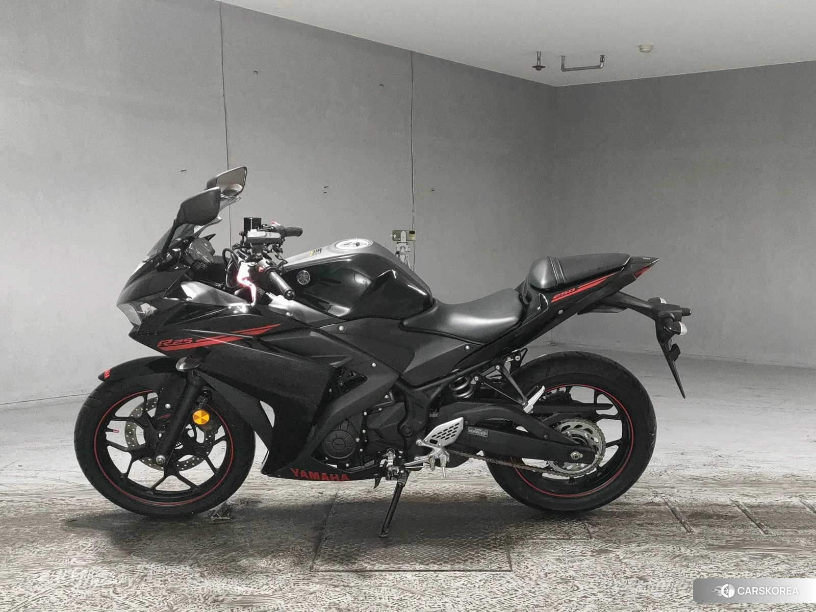 Yamaha YZF-R25 2015 из Японии, фото 4
