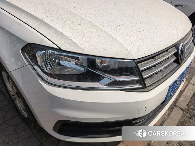 Volkswagen Santana 2022 Белый из Китая, фото 5