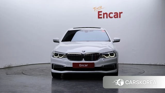 BMW 5 Series (G30) id 4751196 из Кореи 16