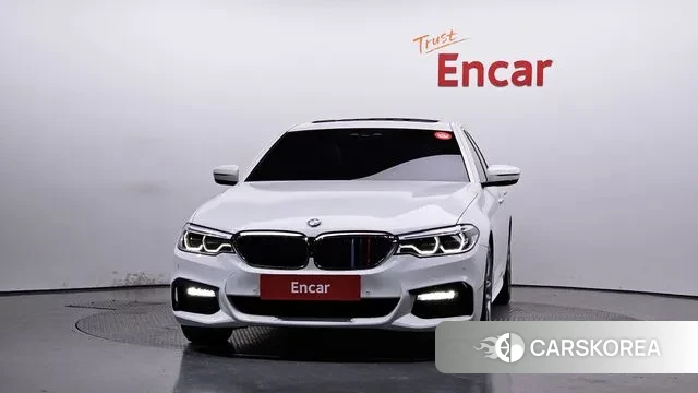 BMW 5 Series (G30) id 3558043 из Кореи 13