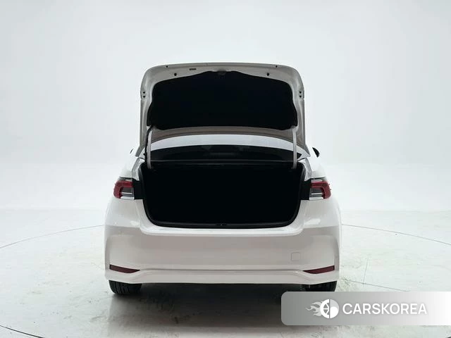Toyota Corolla id 4291153 из Китая 17