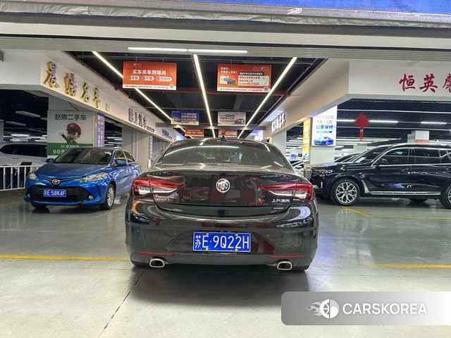 Buick Regal 2023 Черный из Китая, фото 3