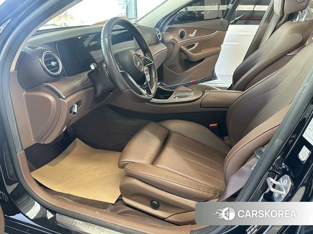 Mercedes-Benz E-class 2022 Черный из Китая, фото 4