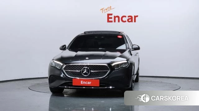 Mercedes-Benz E-Class W214 id 4578449 из Кореи 23