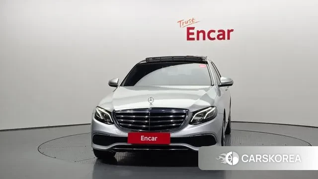 Mercedes-Benz E-Class W213 id 3692376 из Кореи 13