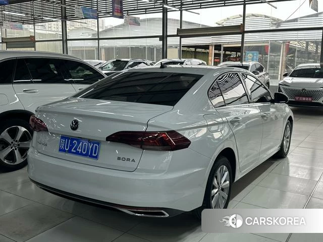 Volkswagen Bora id 4260301 из Китая 7