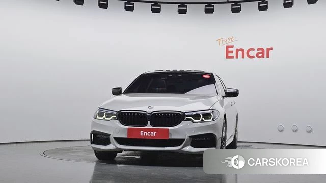 BMW 5 Series (G30) id 4836849 из Кореи 23