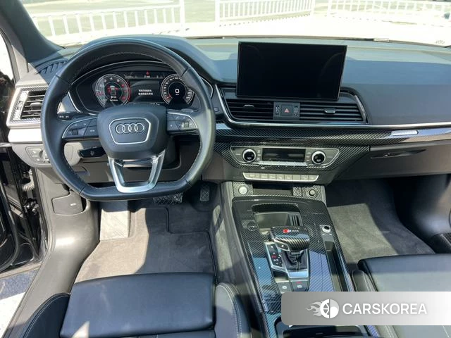 Audi Q5L Sportback 2021 Черный из Китая, фото 3