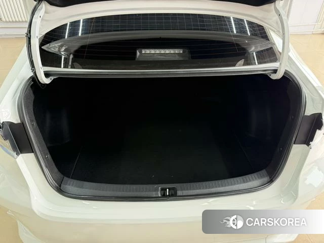 Toyota Corolla id 4387264 из Китая 12