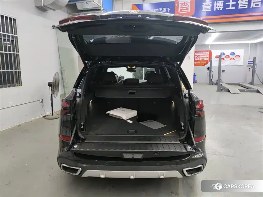 BMW X5 2025 Черный из Китая, фото 3