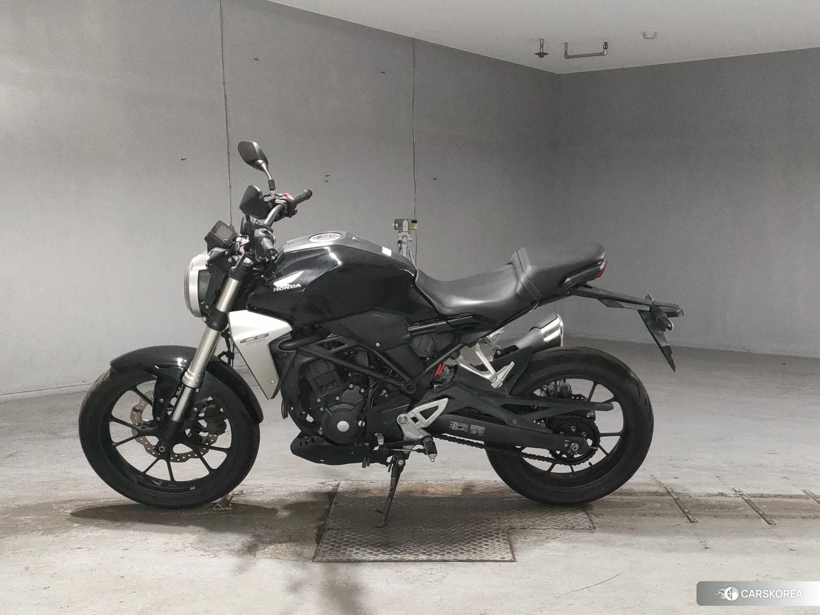 Проданный Honda CB250R id 3949849 из Японии, фото 3