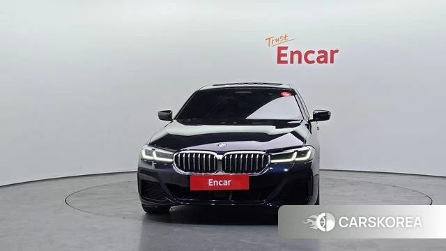 BMW 5 Series (G30) id 3964739 из Кореи 13