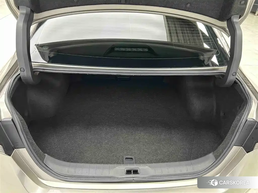 Nissan Altima id 4559732 из Китая 18